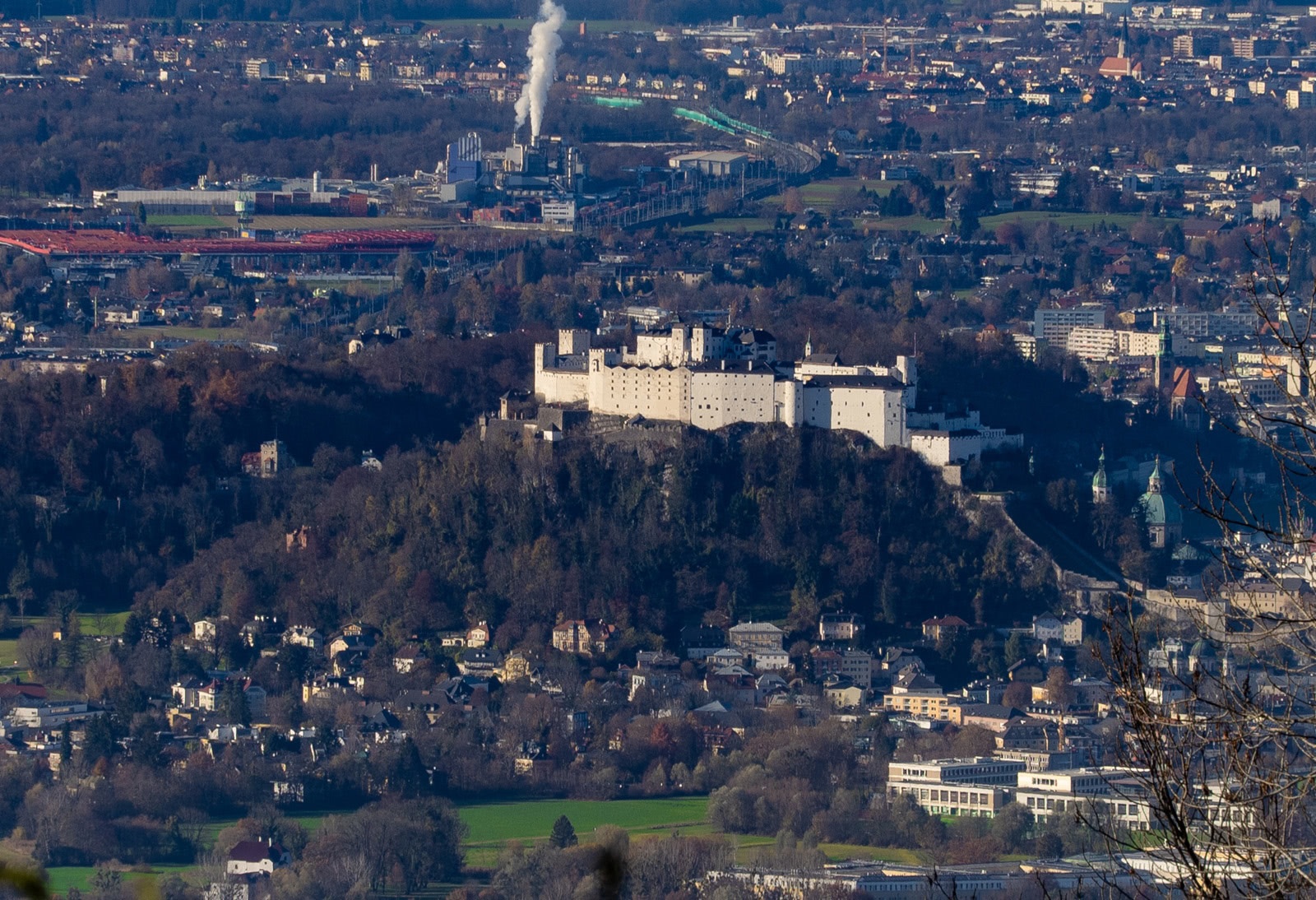Blick auf die Festung Hohensalzburg von der Erentrudisalm