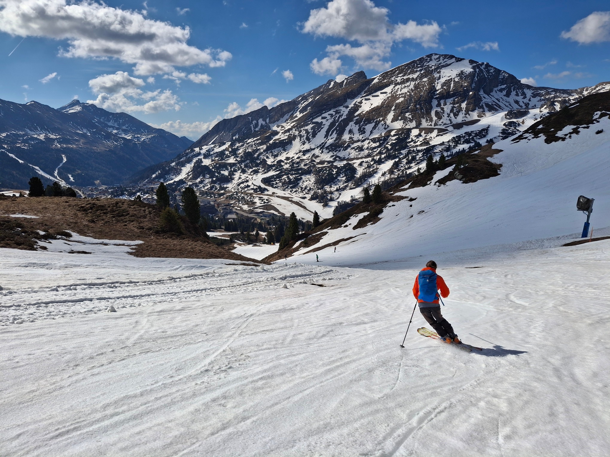Nach dem eineinhalbstündigen Aufstieg ist die Bushaltestelle in wenigen Minuten erreicht.