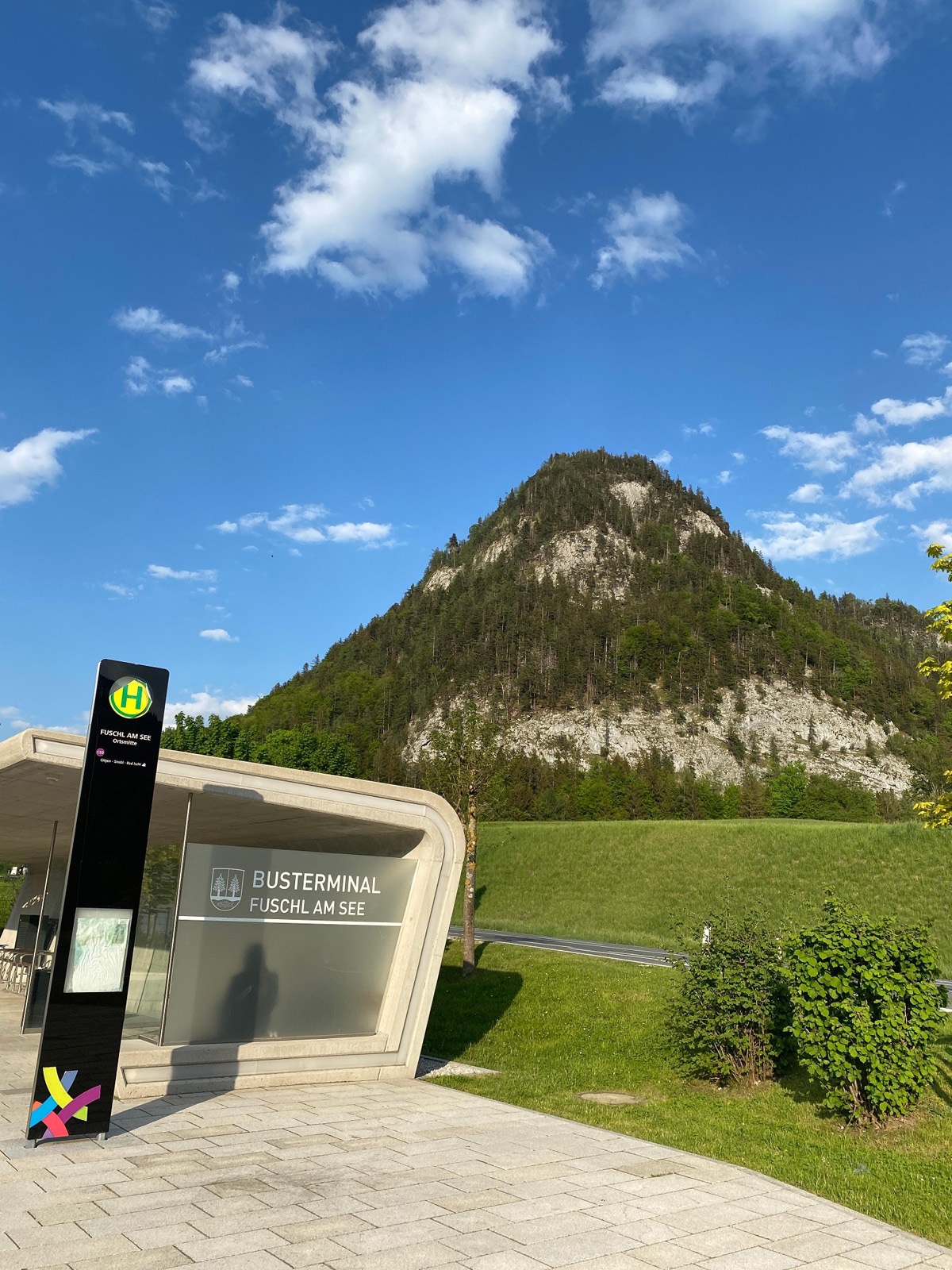 Sicht auf Ellmaustein von der Bushaltestelle