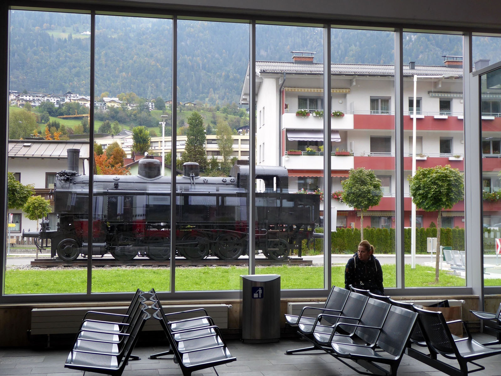 Steam locomotives of the class 93 were built between 1927 and 1932 and were in operation sporadically until 1982.