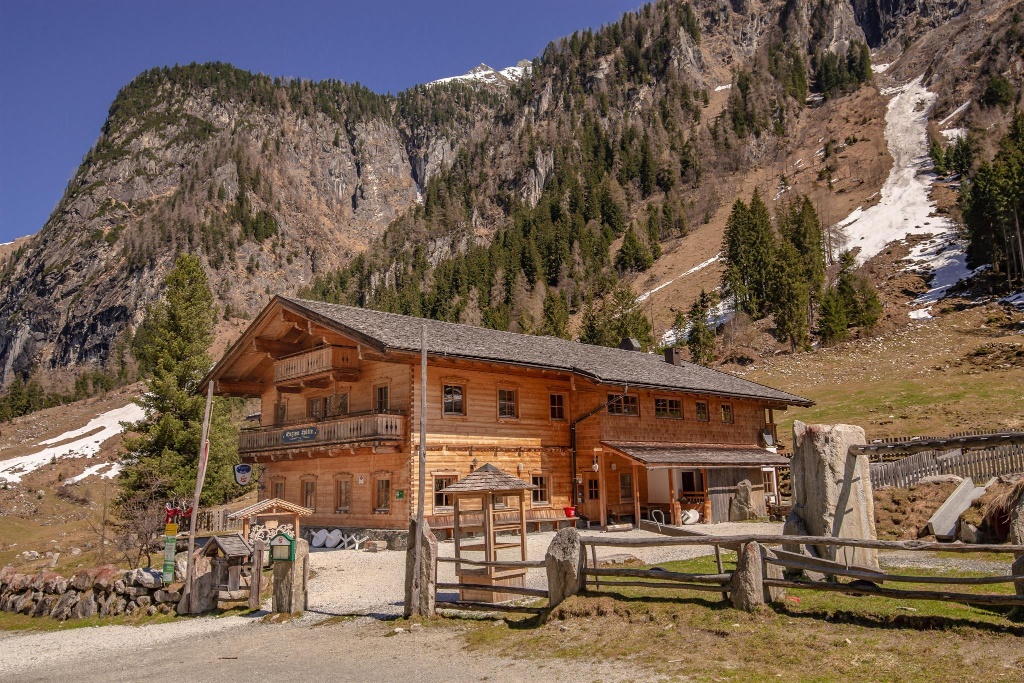 Enzianhütte im Habachtal