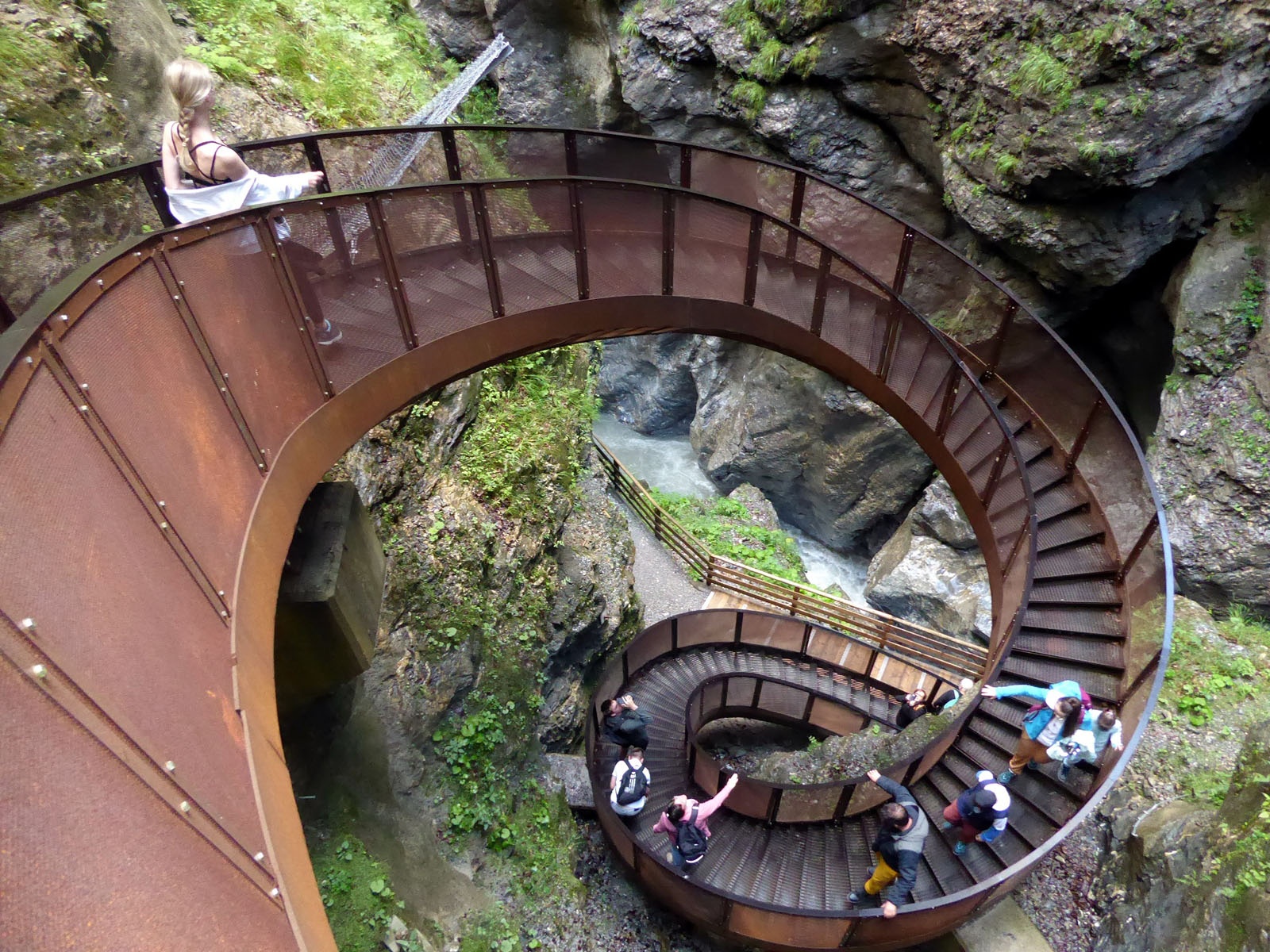 The path leads 30 meters down into the depths of the Liechtensteinklamm via the helix spiral staircase.