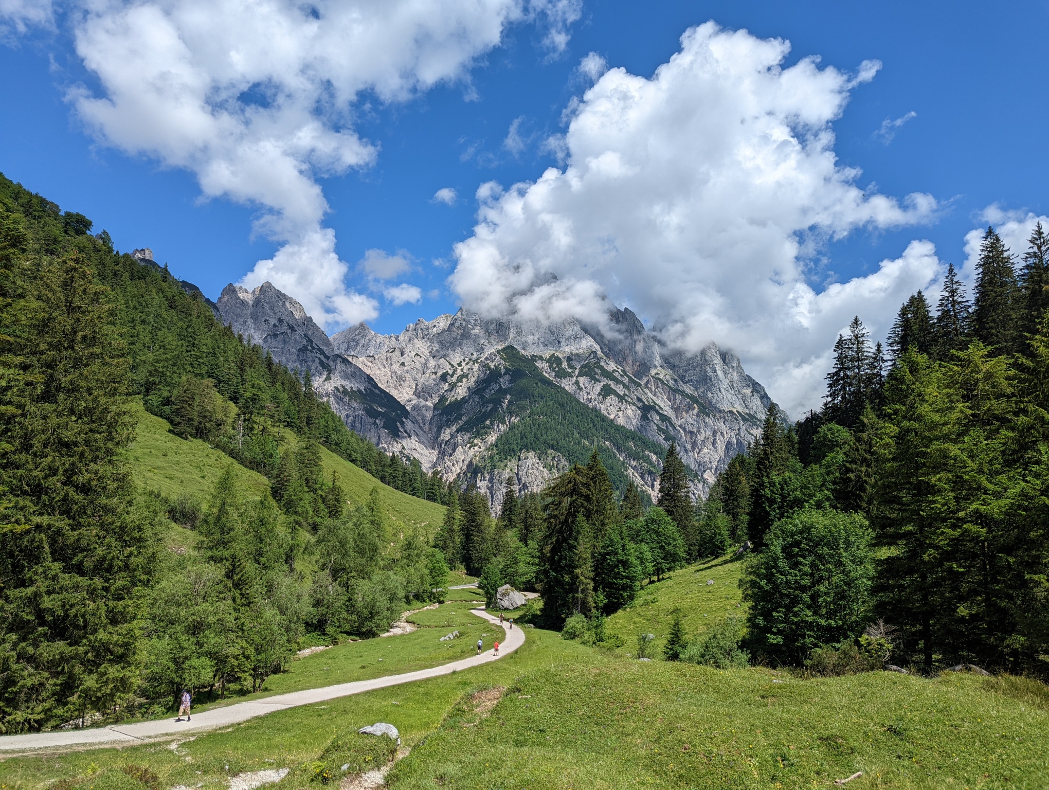 Through the Valley of the Eagles in the beautiful Berchtesgadener Land