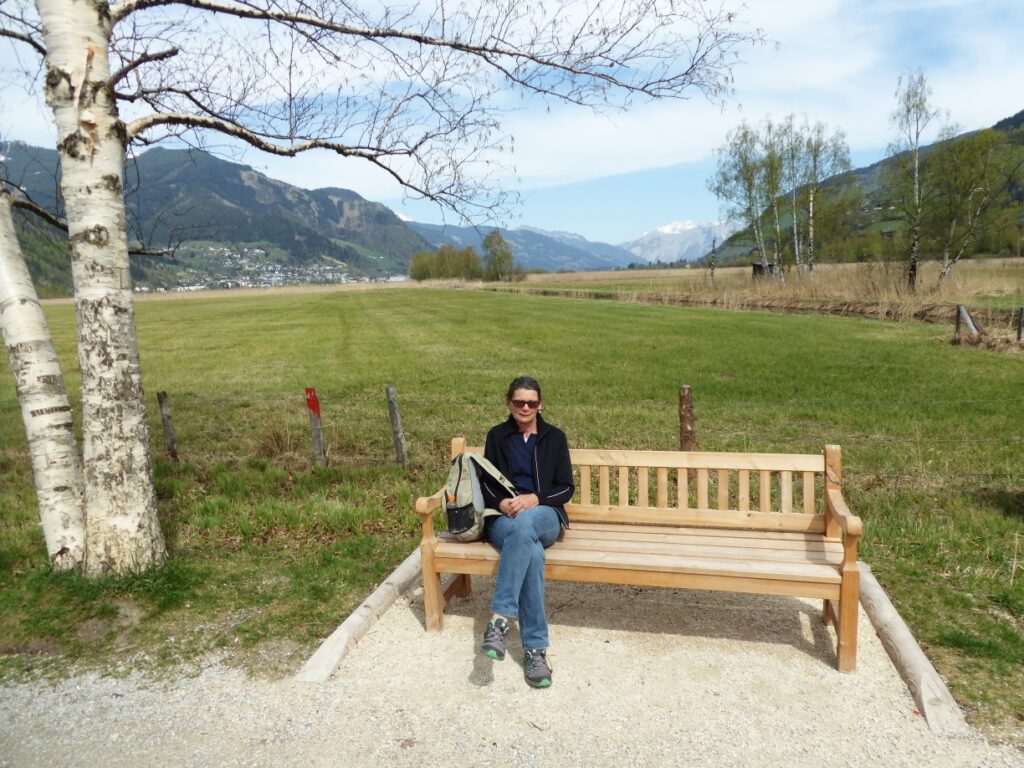 Vogelstimmenhören im Naturschutzgebiet auf der Südseite des Zeller Sees.