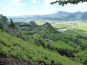The view from the Köppelschneid to the Gutratberg.