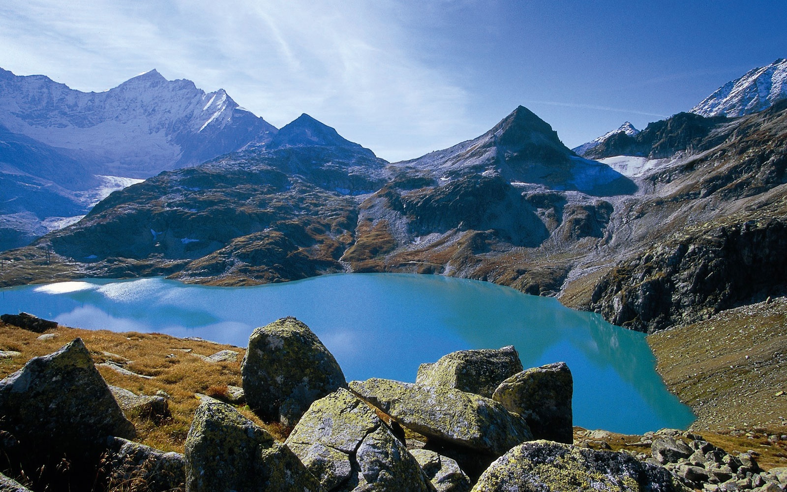 Weißsee with view of the Medelzkopf and Tauernkogel