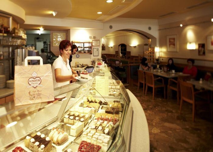 Cafe